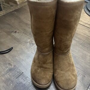 UGG AUSTRALIA CLASSIC TALL CHESNUT‎ WOMEN'S BOOTS 5815 SIZE 6